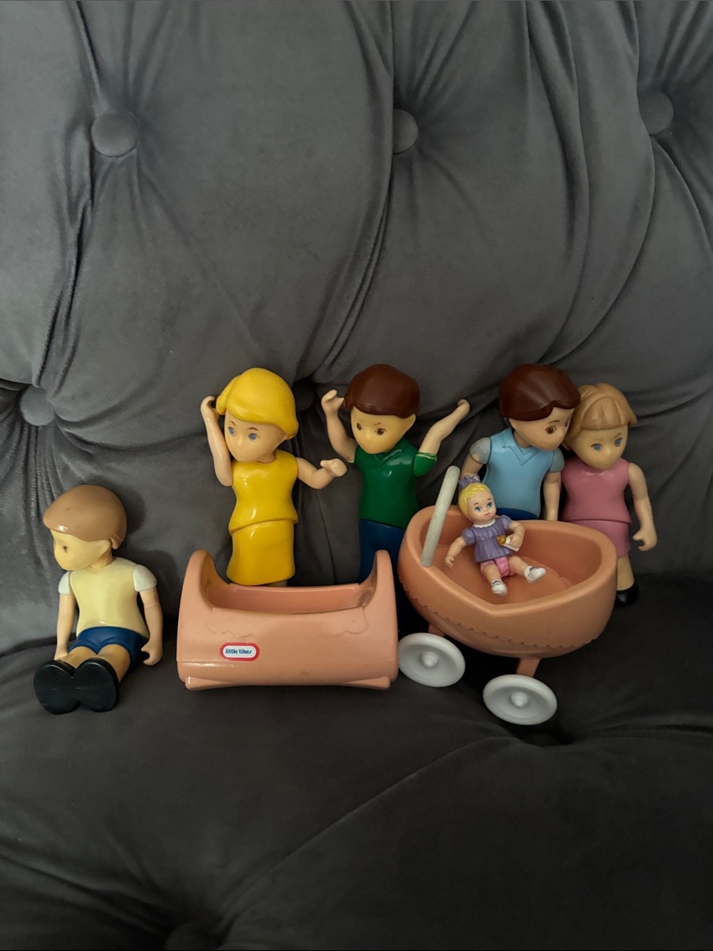 Little Tikes Dollhouse Family Playset Dolls